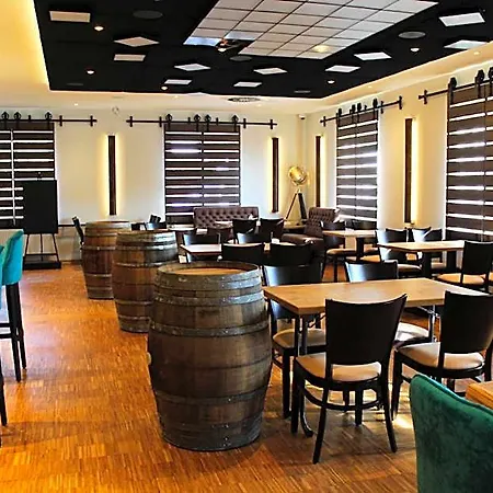 Oltmanns Hotel Moormerland